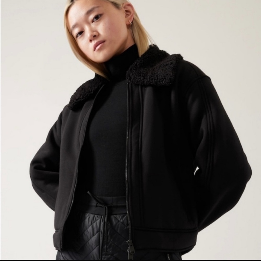 Athleta Westbound Sherpa Jacket in Black NWT, M